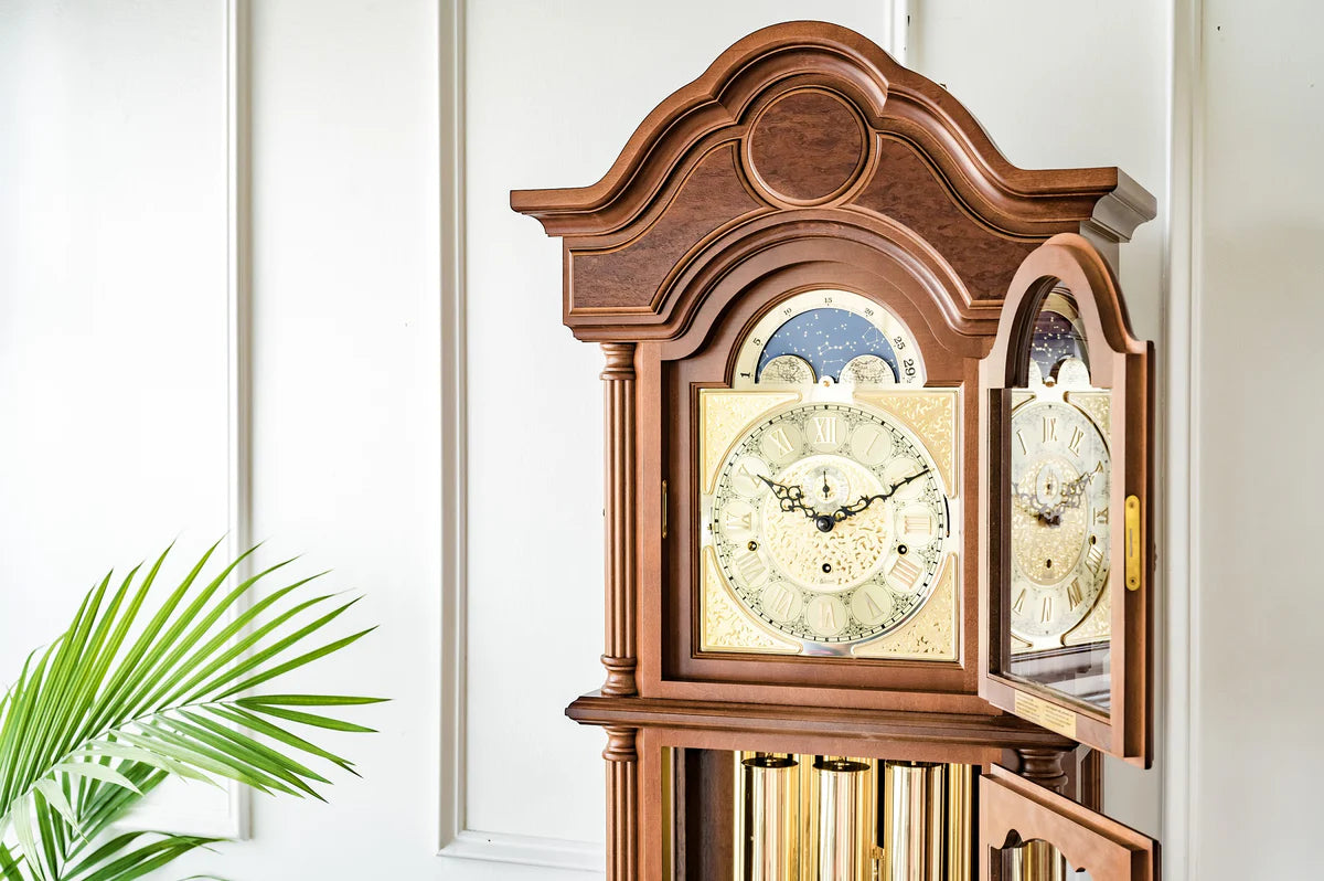 Helmle Grandfather Clock 01093-031171